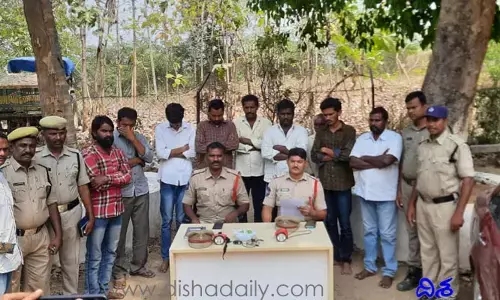 గుప్త నిధుల గుట్టు రట్టు.. తొమ్మిది మంది అరెస్ట్..