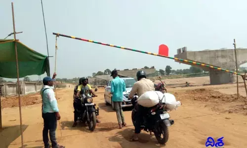 ఆ ప్రాంతంలో ప్రత్యామ్నాయ ప్రభుత్వం.. అగ్రిమెంట్ టెండర్లు వైరల్