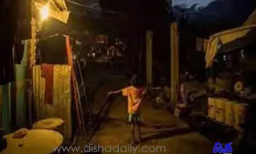 75 ఏళ్ల స్వాతంత్రం త‌ర్వాత‌ ఈ గ్రామానికి క‌రెంటు ఇప్పుడొచ్చింది!