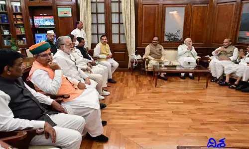 ప్రధాని అఖిలపక్ష భేటీ! హాజరైన అగ్రనేతలు