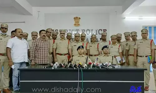 వడ్డీ వ్యాపారుల అక్రమాలకు పోలీసులు అడ్డుకట్ట..