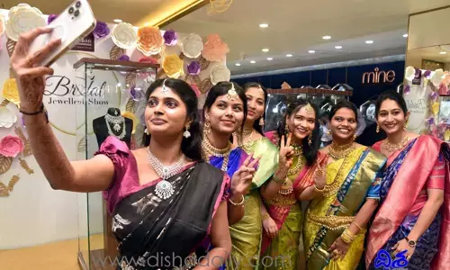 మలబార్​ గోల్డ్ అండ్ ​డైమండ్స్‌లో బ్రైడల్ ​జ్యూవెలరీ షో