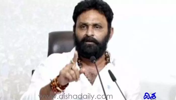 Gudivada MLA Kodali Nani Criticises Chandrababu Naidu Over YCP MPs Resignation
