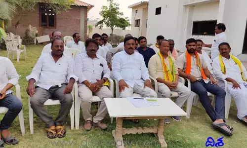 ధరలు పెంచిన వాళ్లే ధర్నాలు చేయడం సిగ్గుచేటు