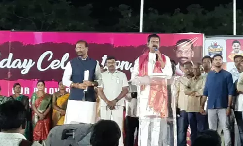 ఆ ఎమ్మెల్యేను నేనొక్కడినే