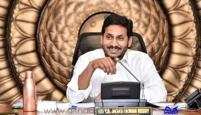 AP News: ఇంగ్లీష్‌లో ప్రమాణ స్వీకారం చేసిన ఏపీ మంత్రులు వీళ్లే!