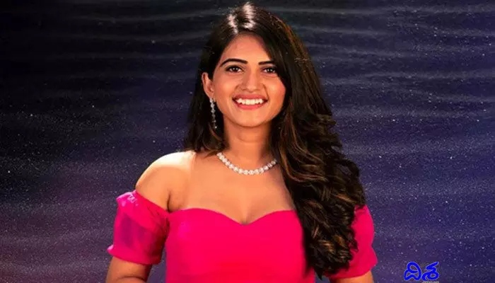 అలా చేస్తే రూ. 5 లక్షలు ఇస్తానని చెప్పింది.. ప్రముఖ యాంకర్ అలా చేస్తే రూ. 5 లక్షలు ఇస్తానని చెప్పింది.. ప్రముఖ యాంకర్