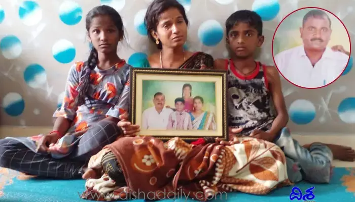 డాడీ మృతదేహం కోసం కేటీఆర్‌ను వేడుకుంటున్న పిల్లలు
