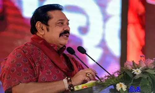 సంక్షోభం నుంచి గట్టెక్కించేందుకు పనిచేస్తున్నాం.. నిరసనలు ఆపండి