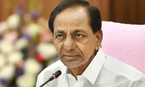 మా సంగతేంటి? కేసీఆర్‌పై రైతులు ఆగ్రహం