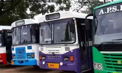 APSRTC: ఆర్టీసీ ప్రయాణికులకు బిగ్ షాక్..  బస్సు ఛార్జీలు భారీగా పెంపు!
