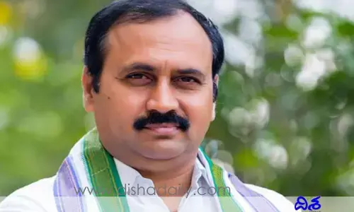 AP News: బ్రతికినంతకాలం జగన్ అన్నతోనే ఉంటా : ఆళ్ల రామకృష్ణారెడ్డి