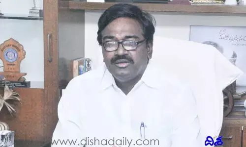 పువ్వాడపై సొంత పార్టీ నేతలే కుట్ర?  అసలు ఎవరా సూడో చౌదరీలు?