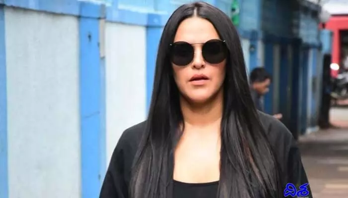 Neha Dhupia: కొడుకుతో నేహా ధూపియా వర్కవుట్ సెషన్.. Neha Dhupia: కొడుకుతో నేహా ధూపియా వర్కవుట్ సెషన్..