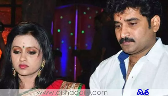 Suma kanakala: రాజీవ్ కనకాలతో గొడవలు.. విడాకులపై స్పందించిన సుమ Suma kanakala: రాజీవ్ కనకాలతో గొడవలు.. విడాకులపై స్పందించిన సుమ