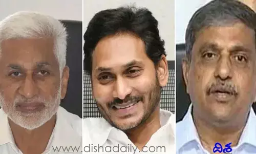 సజ్జలకు షాక్.. విజయసాయిరెడ్డికి ప్రమోషన్.. కీలక బాధ్యతలు అప్పగించిన జగన్