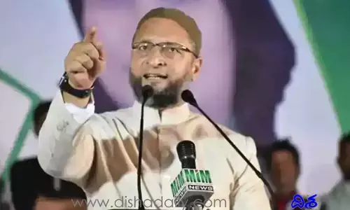 వివాదంలో Asaduddin Owaisi.. ఈసీకి కాంగ్రెస్ ఫిర్యాదు