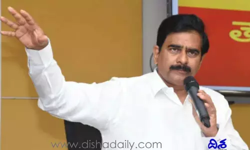 ఆర్జీవీ ఏ మెుహం పెట్టుకుని సినిమా తీస్తున్నావ్ : టీడీపీ ధ్వజం