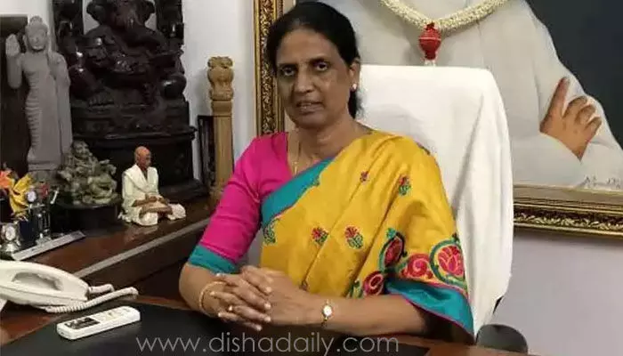 Minister Sabitha Indra Reddy  Reacts Over Basara IIIT Food Poison Incident