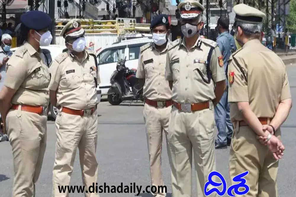 Delhi Police Cancels their Personnels Leaves Due To Communal Scenario Delhi Police Cancels their Personnels Leaves Due To Communal Scenario