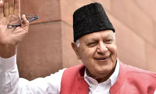 Farooq abdullah Says, not in race for presidential post