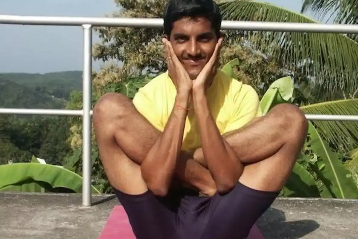 How to do Garbhasana Yoga and benefits How to do Garbhasana Yoga and benefits