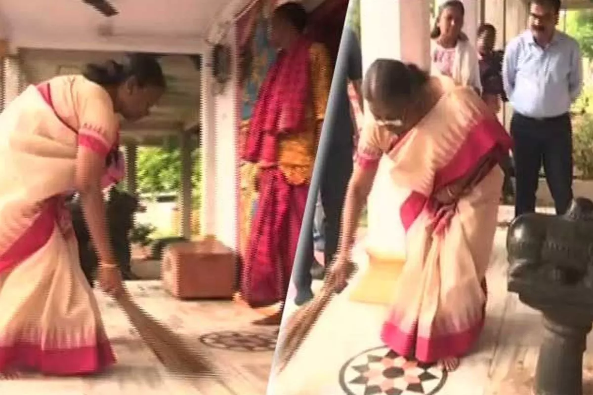 Presidential Candidate Draupadi Murmu Sweeps Temple Floor In Rairangpur