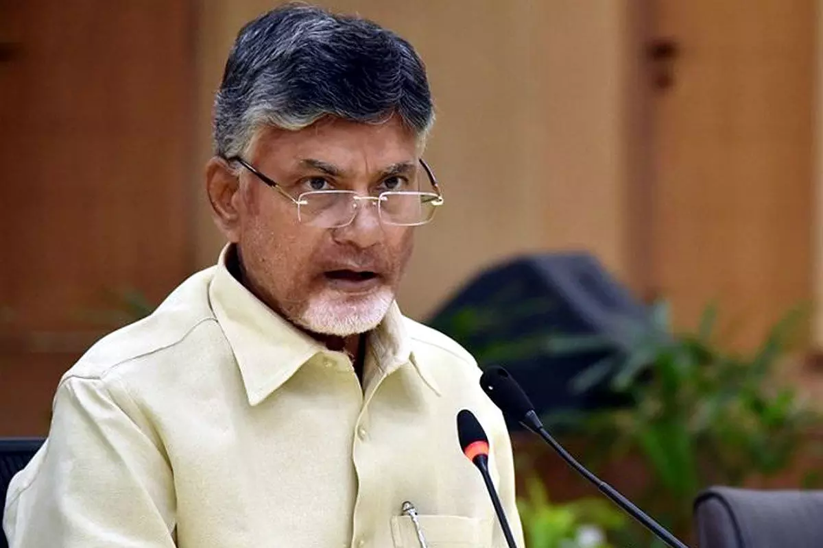 Chandrababu Naidu Warns Andhra Pradesh Police Chandrababu Naidu Warns Andhra Pradesh Police