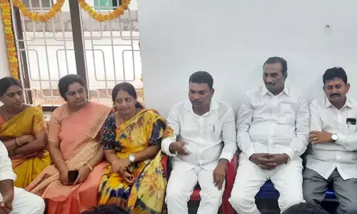 Rega Kantha Rao Comments On Thati venkateswarlu Resignation