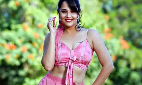 Will Anchor Anasuya Quit Jabardasth Comedy Show