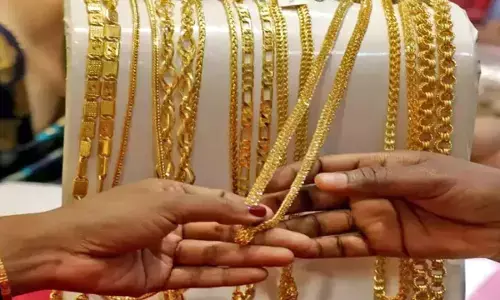 బంగారంపై దిగుమతి సుంకం పెంచేసిన కేంద్రం!