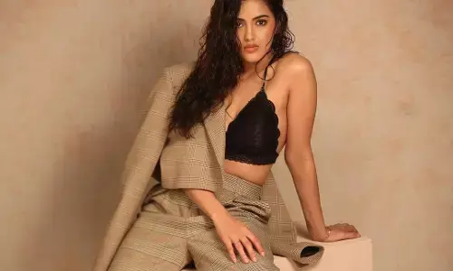 Malvika Sharma:వేడి పుట్టిస్తోన్న మాళవిక శర్మ