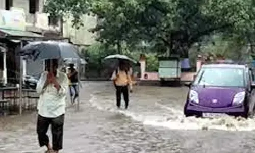 Orange alert issued in Mumbai By Meteorological
