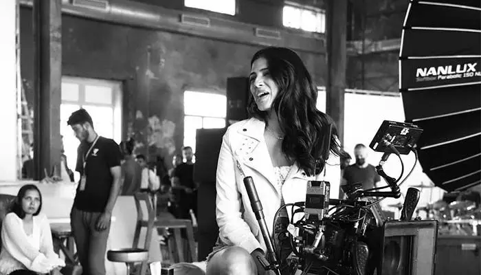 Malavika mohanan looking gorgeous in B & W Photos Malavika mohanan looking gorgeous in B & W Photos