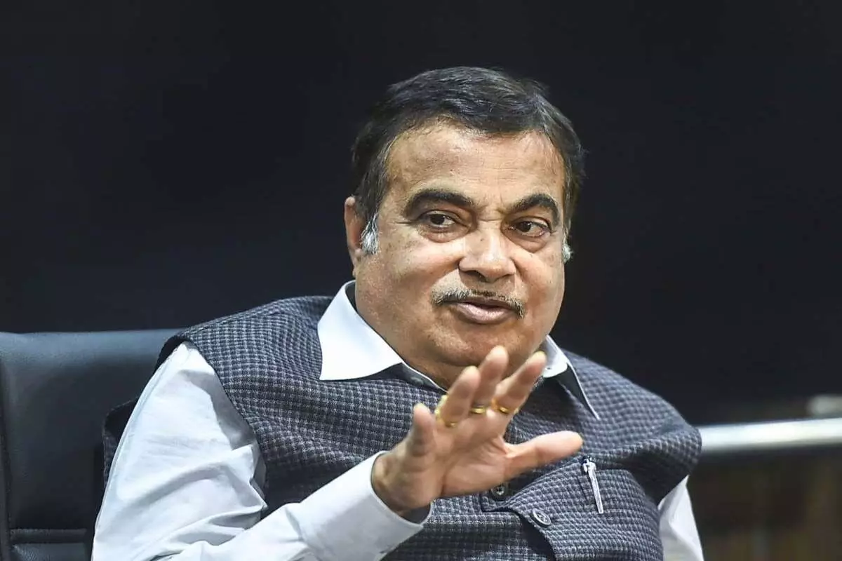 Petrol Vehicles Will vanish From India After 5 Years, Says Nitin Gadkari Petrol Vehicles Will vanish From India After 5 Years, Says Nitin Gadkari
