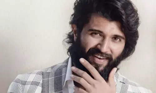 స్టెప్పులతో పిచ్చెక్కిస్తున్న విజయ్ దేవరకొండ