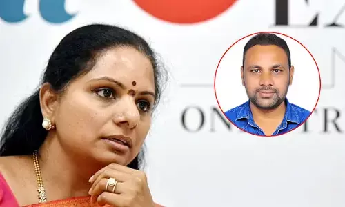 MLC Kavitha Expresses Condolences Reporter Zameer death