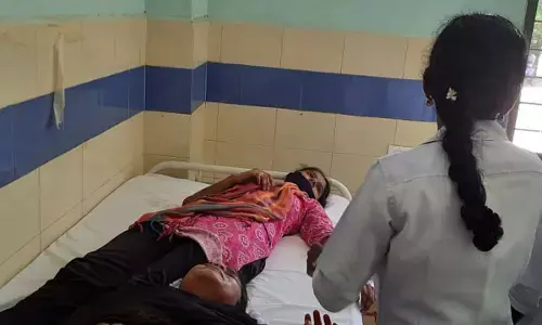Hanamkonda Mahatma jyothi rao pule gurukul Students Hospitalized Due to food poisoning