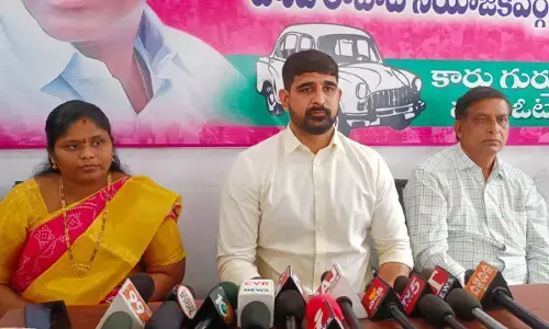 Padi Kaushik Reddy demands Eatala Rajender to Open Debate About Huzurabad Development