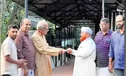 క్యాన్సర్ పేషెంట్‌ను కాపాడేందుకు ఒక్కటైన ఆలయ, మసీదు ప్యానెల్స్!