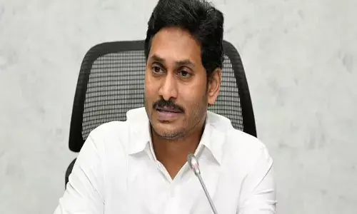 AP CM Jagan Disburse Interest free loan to 3.95 Lakh Vendors Under Jagananna Thodu Scheme