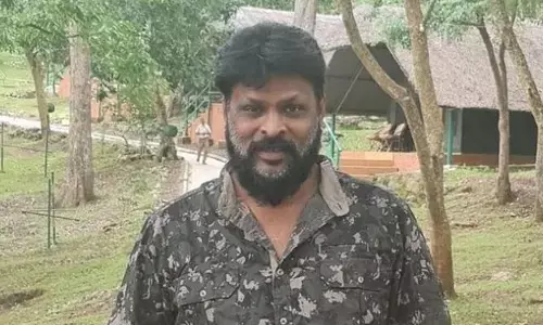 బ్రేకింగ్: చీకోటి ప్రవీణ్‌కు ఐటీ నోటీసులు