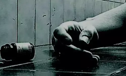 Crime News : కాకినాడ బీచ్‌లో ఓ జంట ఆత్మహత్యాయత్నం కలకలం