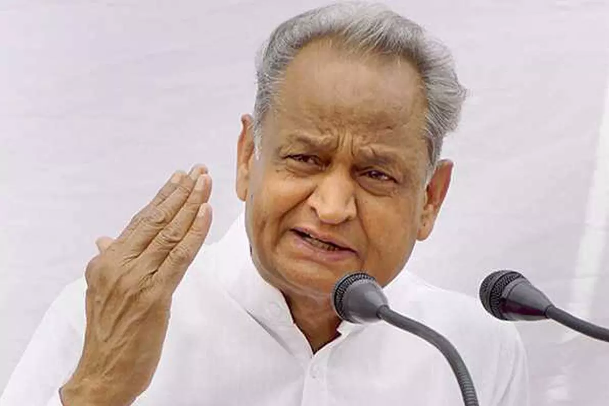 కొత్త చట్టాల వల్లే మహిళలపై ఎక్కువ హత్యలు: సీఎం అశోక్ గెహ్లాట్ కొత్త చట్టాల వల్లే మహిళలపై ఎక్కువ హత్యలు: సీఎం అశోక్ గెహ్లాట్