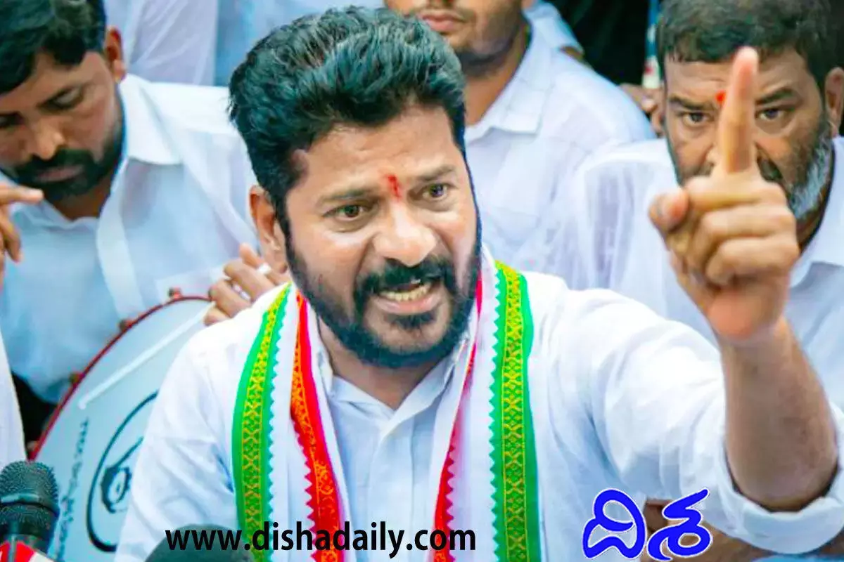 TPCC Chief Revanth Reddy Criticizes CM KCR Over Government School Conditions