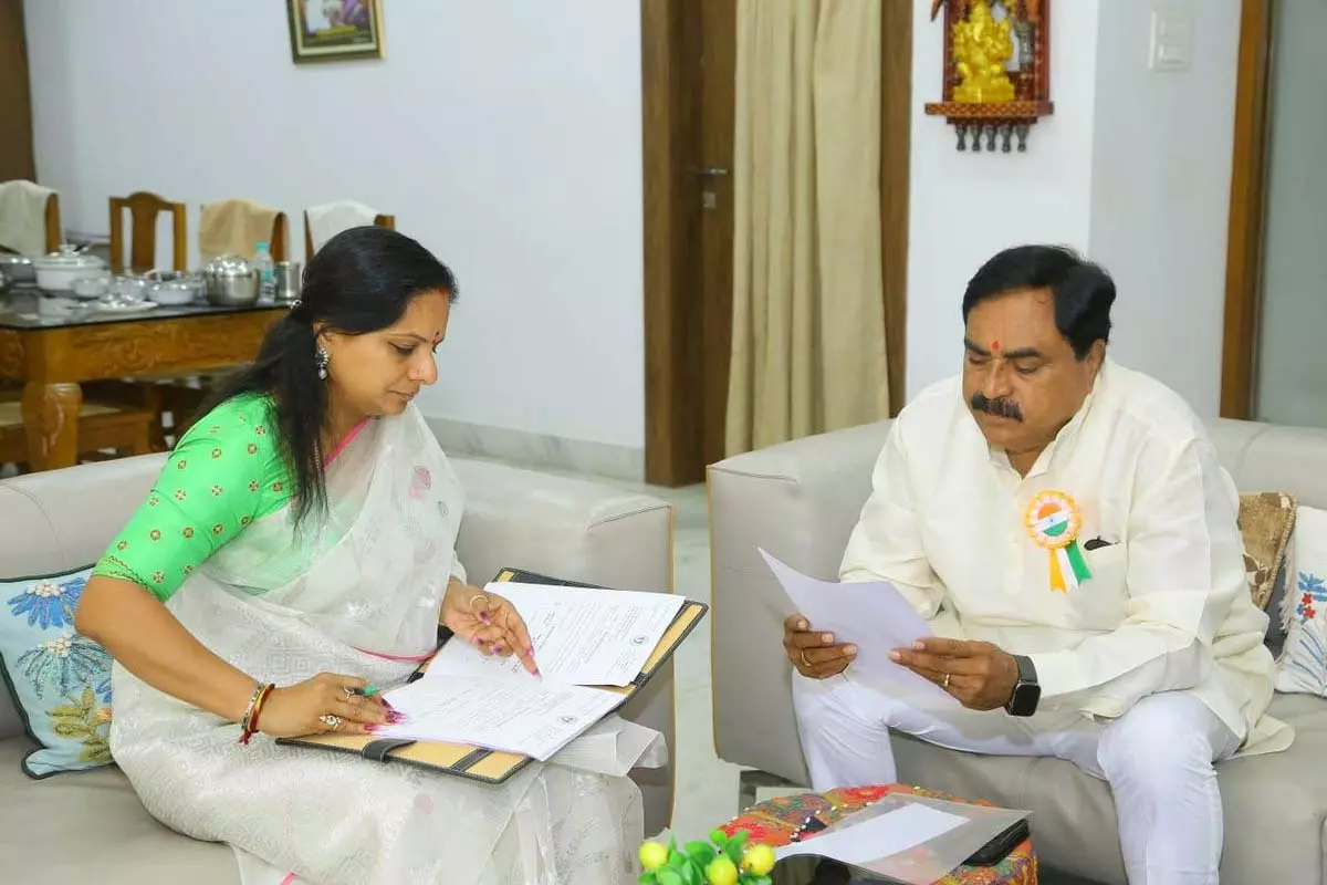 MLC Kavitha Meets Minister Errabelli Dayakar Rao to Discuss Panchayati Raj Funds