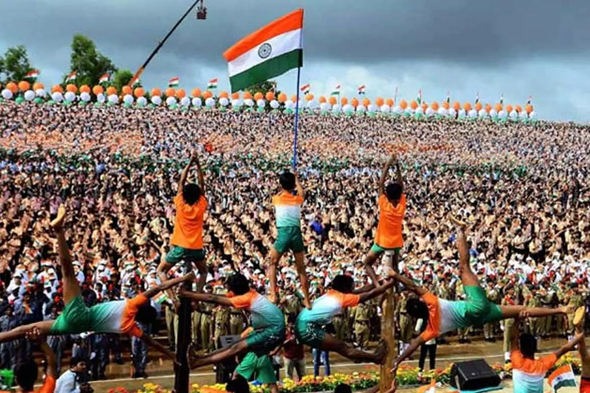 Avoid Large Gatherings follow Covid Guidelines In Independence Day Celebrations