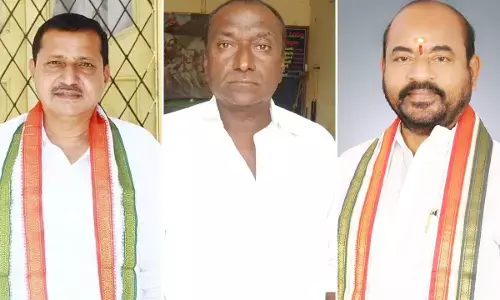 సిరిసిల్ల కాంగ్రెస్‌లో అనిశ్చితి.. టికెట్‌ కోసం నలుగురు పోటీ?
