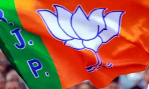 బీజేపీలో కొనసాగుతున్న సీనియర్ల ఉద్వాసన.. ఆయన్ను మాత్రం వదలడం లేదు!