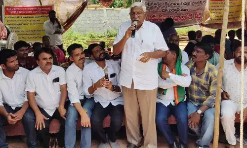 ముఖ్యమంత్రి వారికి ఇచ్చిన హామీలను అమలు చేయాలి : Professor. Kodandaram